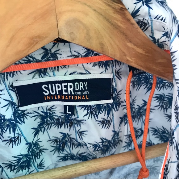 Superdry printed shirts half sleeve (S-M) - Picture 5 of 5